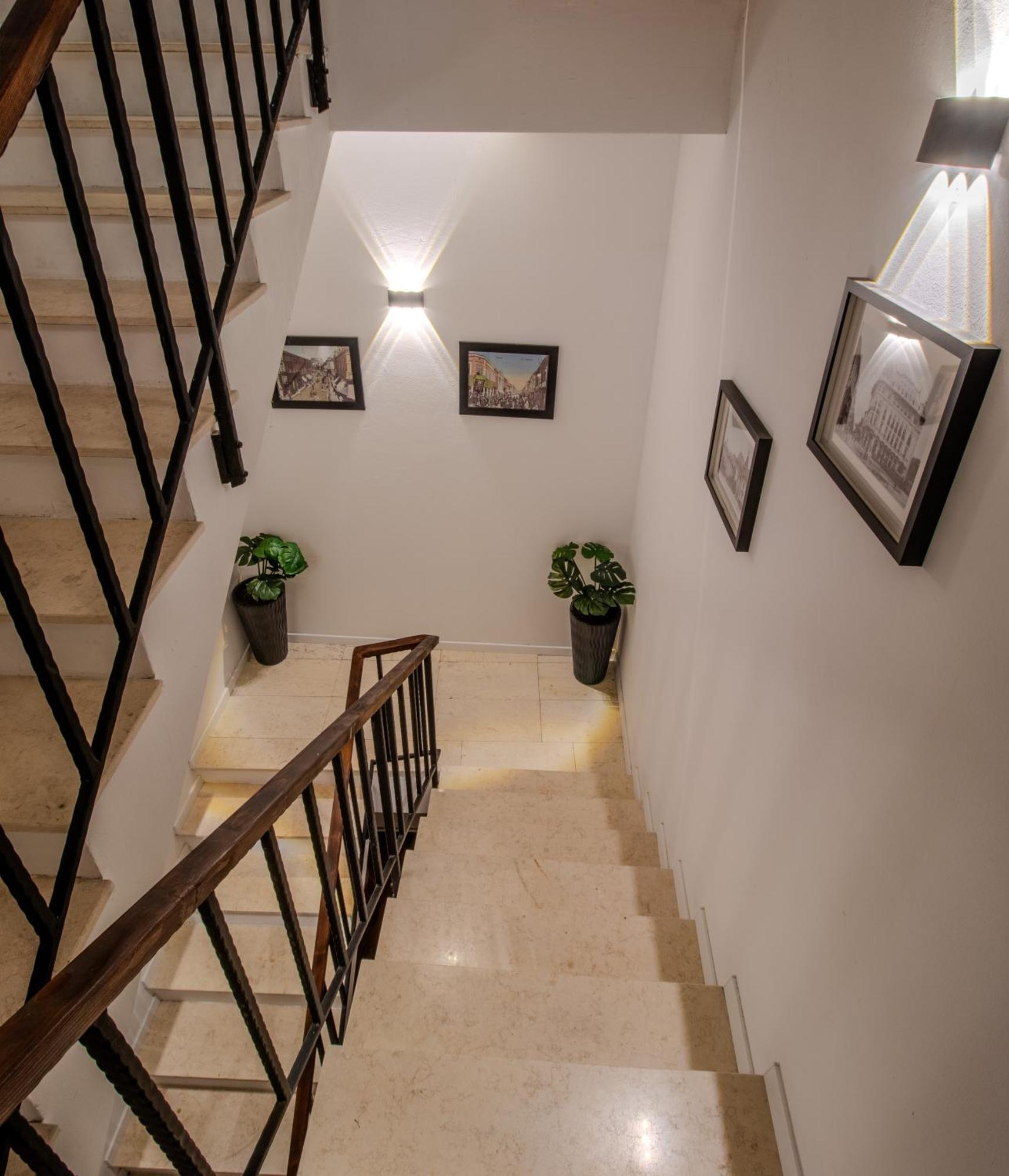 Old Town Apartment Craiova Eksteriør bilde